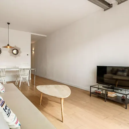 Апартаменты New! Modern With Terrace - Center - 2br Барселона