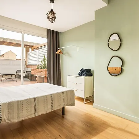 Апартаменты New! Modern With Terrace - Center - 2br *