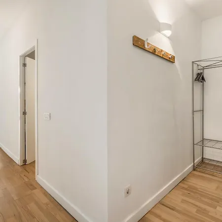 Апартаменты New! Modern With Terrace - Center - 2br Барселона