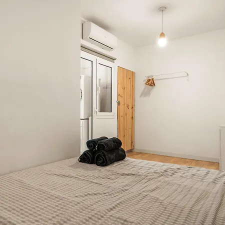 New! Modern With Terrace - Center - 2br Барселона